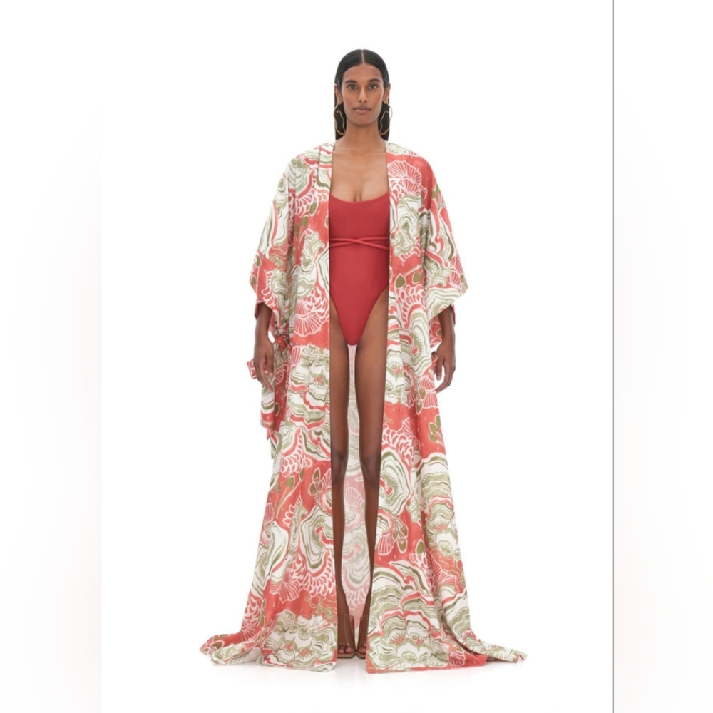 Gamba Abstract Mushroom Rob Red and Cream Patterned Kimono